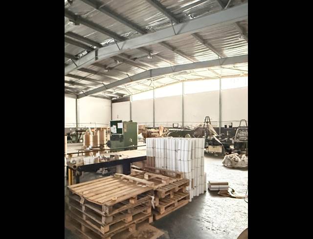 850M² WAREHOUSE TO LET IN SPRINGFIELD PARK